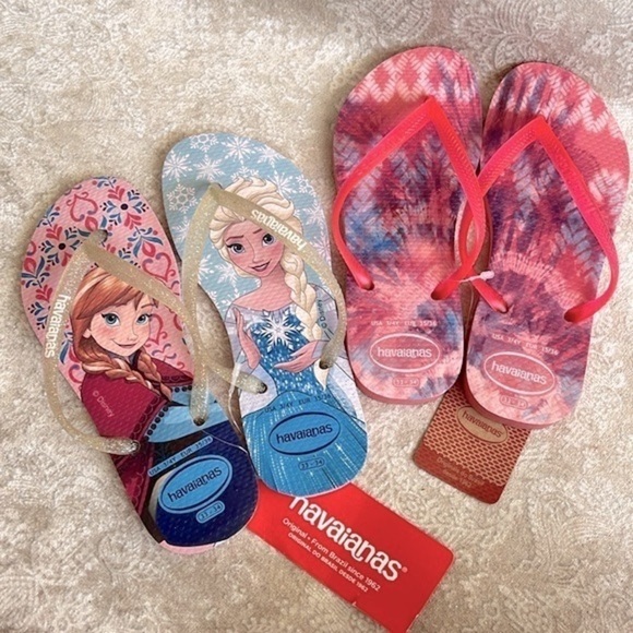 Brand New Havaianas Set of 2 Pairs of Flip Flops Frozen Anna Elsa Disney Pink - Picture 1 of 14
